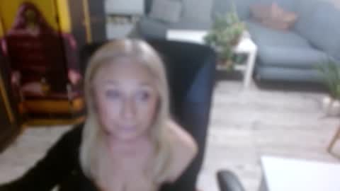 S O F I A online show from February 3, 3:27 pm