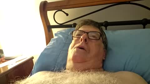 Desmon1958 online show from March 6, 6:40 pm