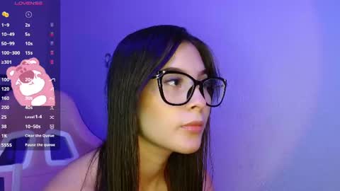 destinya_ online show from June 21, 2:01 pm