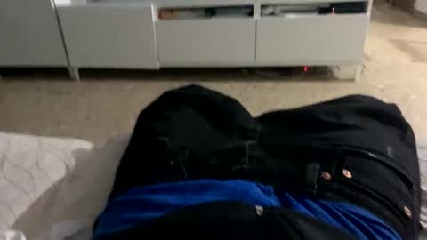 destrosandotelculo online show from October 9, 8:25 pm