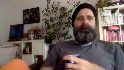 Snapshot of devil_dark_berlin chatting on December 4, 10:07 am ooo Devil Dark ooo online show from December 4, 10:07 am