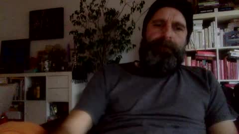 Snapshot of devil_dark_berlin chatting on December 4, 1:14 pm ooo Devil Dark ooo online show from December 4, 1:14 pm