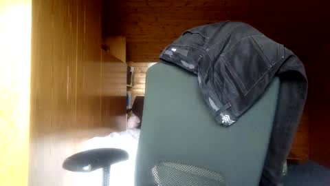 Snapshot of devil_dark_berlin chatting on December 21, 12:27 pm ooo Devil Dark ooo online show from December 21, 12:27 pm