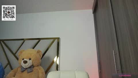 Devin Hunter online show from November 15, 1:07 am