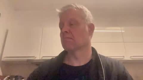 Devon online show from May 18, 10:49 pm