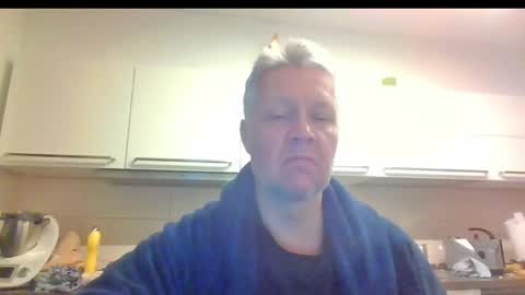 Devon online show from December 21, 1:15 am