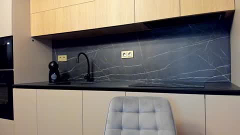 devyale online show from November 11, 3:36 pm