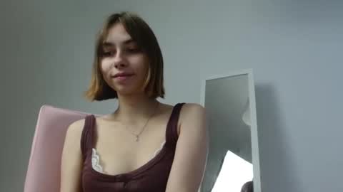 dewkiss online show from October 30, 1:01 pm