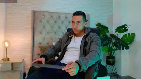 dexter_harder online show from October 8, 11:32 pm