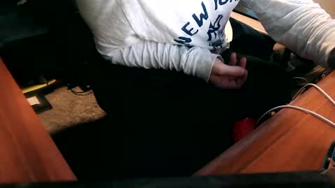 Snapshot of dfwgonewrong chatting on December 31, 9:21 am dfwgonewrong online show from December 31, 9:21 am