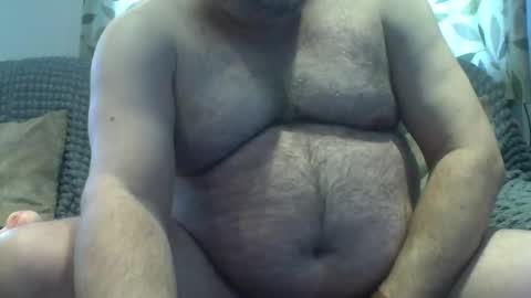 Snapshot of dgdgn chatting on December 4, 1:03 pm dgdgn online show from December 4, 1:03 pm