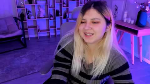 Dia online show from October 17, 8:57 pm