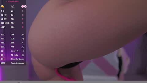 Thea online show from November 6, 8:23 pm