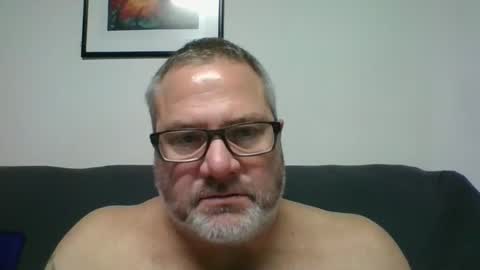 Snapshot of diamond_couple_82 chatting on January 2, 8:49 am diamond_couple_82 online show from January 2, 8:49 am