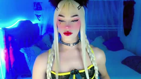 Snapshot of diamond_hott1 chatting on January 15, 12:51 am AmayaGirl online show from January 15, 12:51 am
