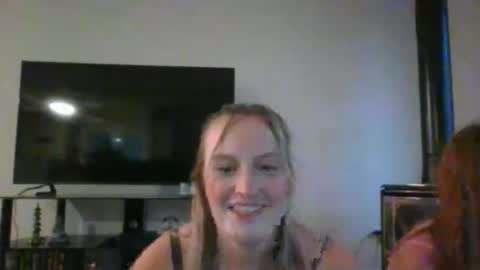 diamondj2104 online show from September 24, 10:38 pm