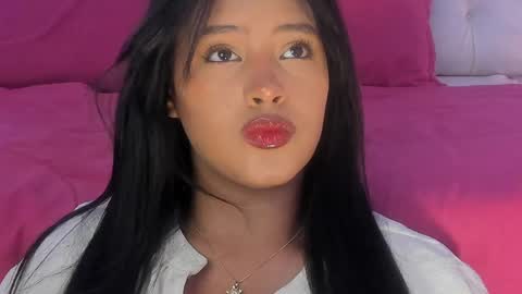 Diana Tamayo online show from May 4, 9:43 pm