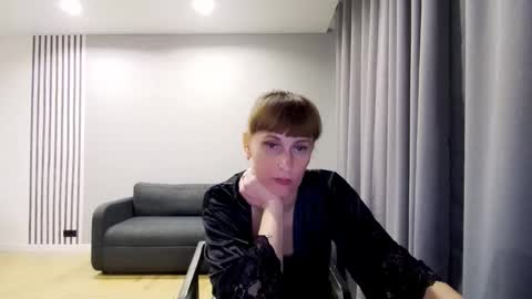 Snapshot of diana_meridor chatting on December 23, 6:00 am diana_meridor online show from December 23, 6:00 am