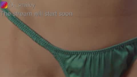 Snapshot of diana_smiley chatting on March 5, 2:03 am Diana online show from March 5, 2:03 am