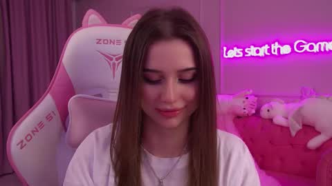 Snapshot of dianabecker chatting on March 12, 12:42 am Diana online show from March 12, 12:42 am