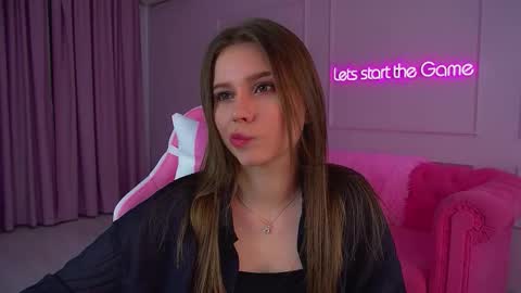 Snapshot of dianabecker chatting on September 14, 7:04 pm Diana online show from September 14, 7:04 pm