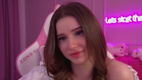 Snapshot of dianabecker chatting on March 7, 1:09 am Diana online show from March 7, 1:09 am