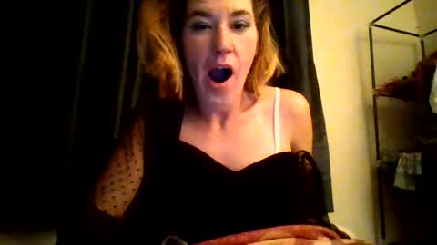 dianarussell864 online show from October 14, 9:34 am