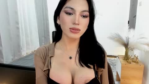 Snapshot of dianna_foxy chatting on January 14, 10:06 am Kianna online show from January 14, 10:06 am