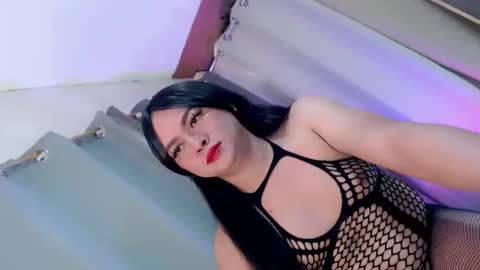 Dianne online show from February 13, 5:44 am