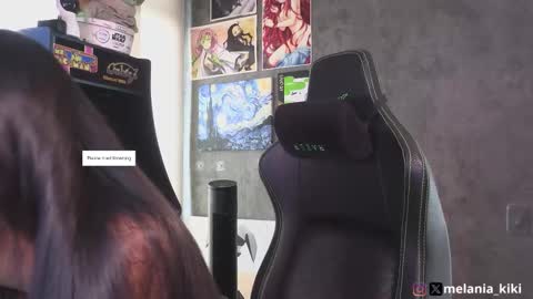 Melania   -    online show from October 6, 8:37 pm