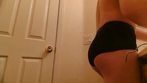 Dick And Muscle online show from April 7, 6:26 am