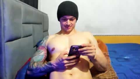 jhon online show from February 4, 11:52 pm