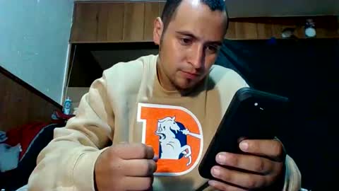 dickemdown93est online show from October 26, 1:17 am