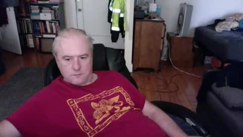 Snapshot of dickflasher5 chatting on December 17, 4:00 pm Richard Fleischer online show from December 17, 4:00 pm