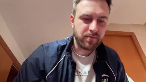 Im Julian  all cum shot videos here    online show from February 18, 3:10 pm