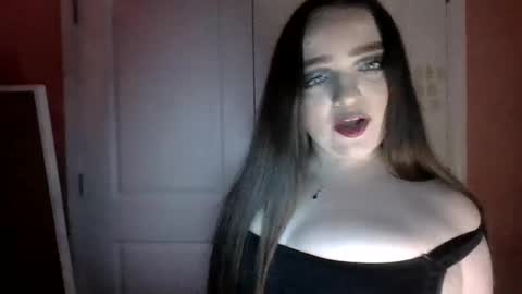 Snapshot of dicksuker666 chatting on January 20, 9:24 am dicksuker666 online show from January 20, 9:24 am