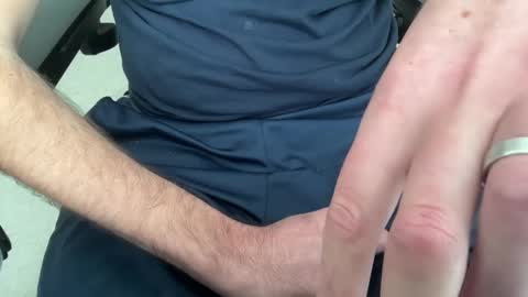 Snapshot of dickthickmann chatting on December 11, 3:37 pm dickthickmann online show from December 11, 3:37 pm