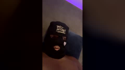 didie1548 online show from April 16, 8:36 am