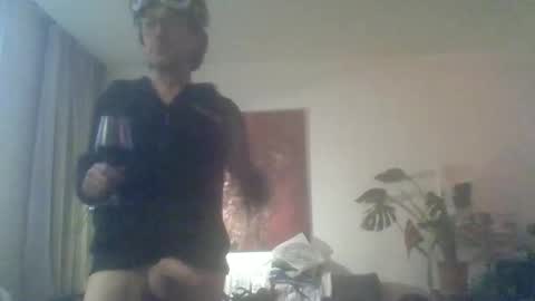 didierhobiecat16 online show from January 10, 7:47 am