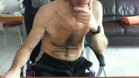 didonc from france..... online show from February 10, 10:18 am