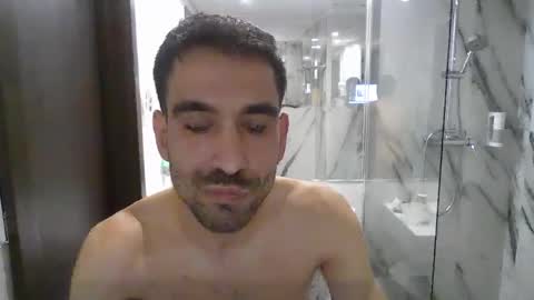 Snapshot of dieguito124 chatting on February 10, 8:00 pm dieguito124 online show from February 10, 8:00 pm