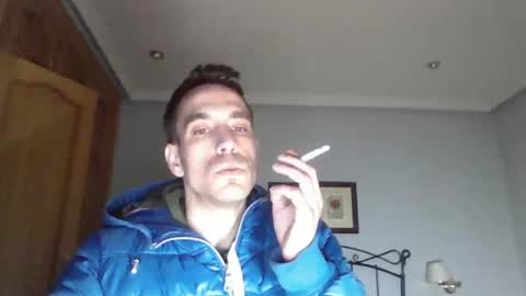 Snapshot of dieguito124 chatting on February 14, 7:12 pm dieguito124 online show from February 14, 7:12 pm