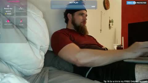 Snapshot of dikdowndaddy chatting on January 21, 8:41 am Daddy online show from January 21, 8:41 am