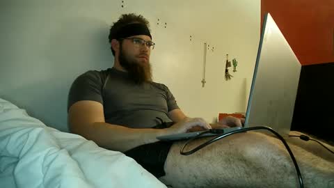 Snapshot of dikdowndaddy chatting on December 3, 7:49 am Daddy online show from December 3, 7:49 am