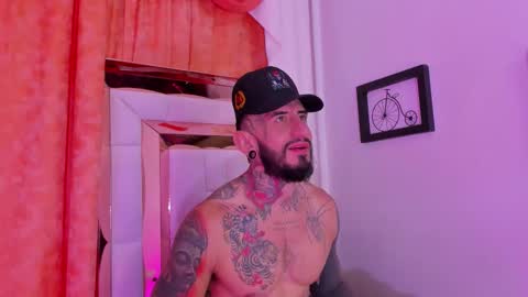 dilan_scootk_ online show from March 8, 11:25 am