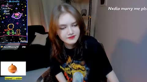 Snapshot of dilara_xbaby chatting on September 10, 2:29 pm Dilara online show from September 10, 2:29 pm