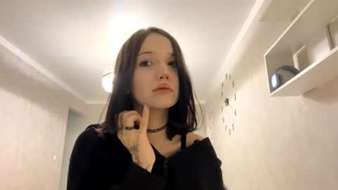 Amelia online show from March 21, 2:11 pm