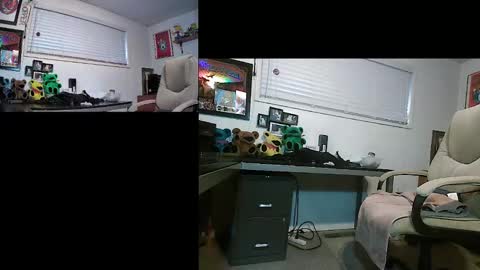 Snapshot of dinkdork094 chatting on December 7, 9:17 pm Dinkdork just having a good time online show from December 7, 9:17 pm