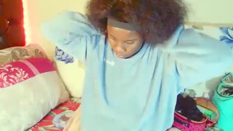 Snapshot of dinnydakrazx chatting on September 20, 7:11 am dinnydakrazx online show from September 20, 7:11 am
