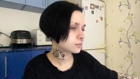 Snapshot of dinorahdamoro chatting on October 22, 9:27 pm Cate online show from October 22, 9:27 pm